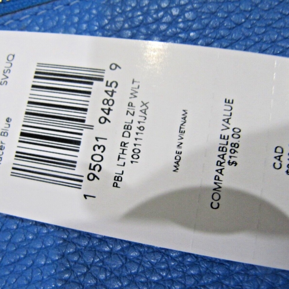 Coach New C5610 Double Zip Wallet Wristlet Racer Blue Pebbled Leather NWT $198 - Picture 3 of 3